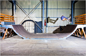  Half pipe skate 9m